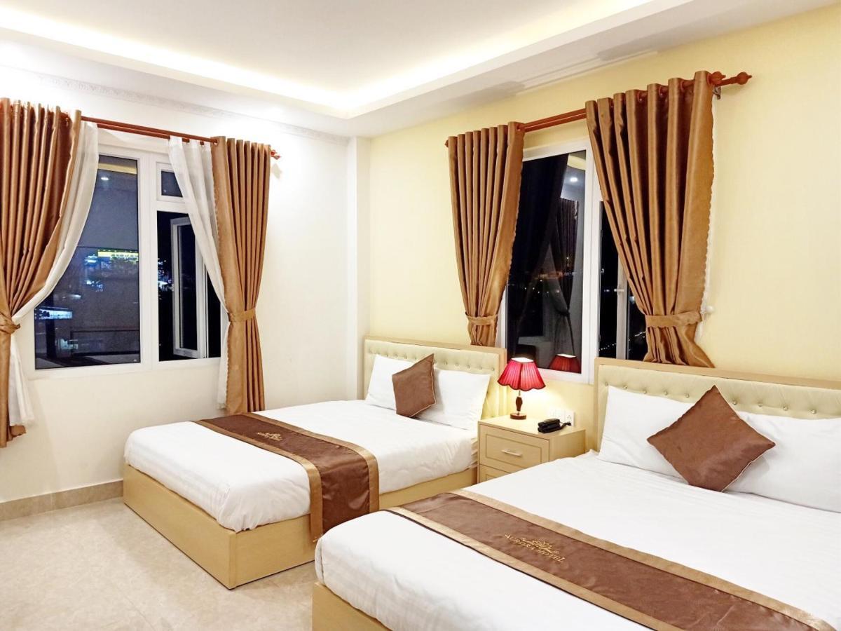 Aurora Hotel Dalat Exterior photo